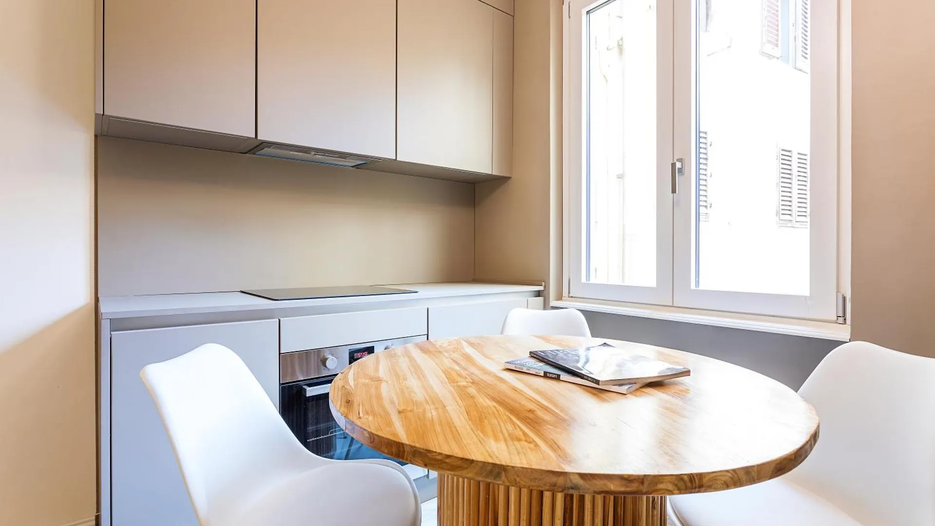 Luxury Apartment - Kuki Stay Ponte Vecchio Florença